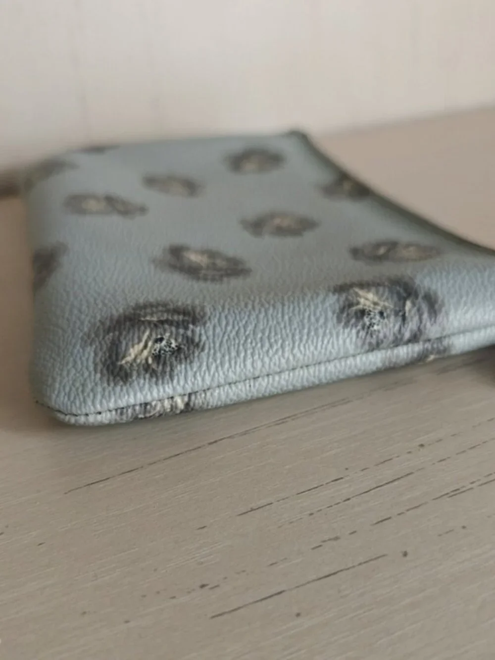 Coach Wristlet Light Blue Gray Roses